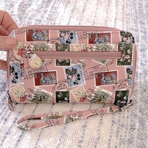 New Wristlet Wallet 🤗